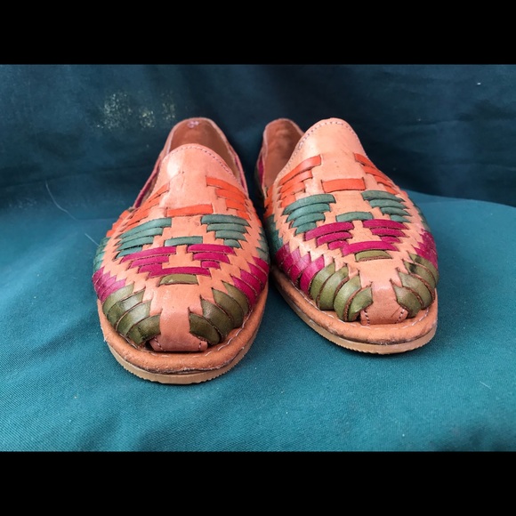 Women’s huaraches - Picture 2 of 7